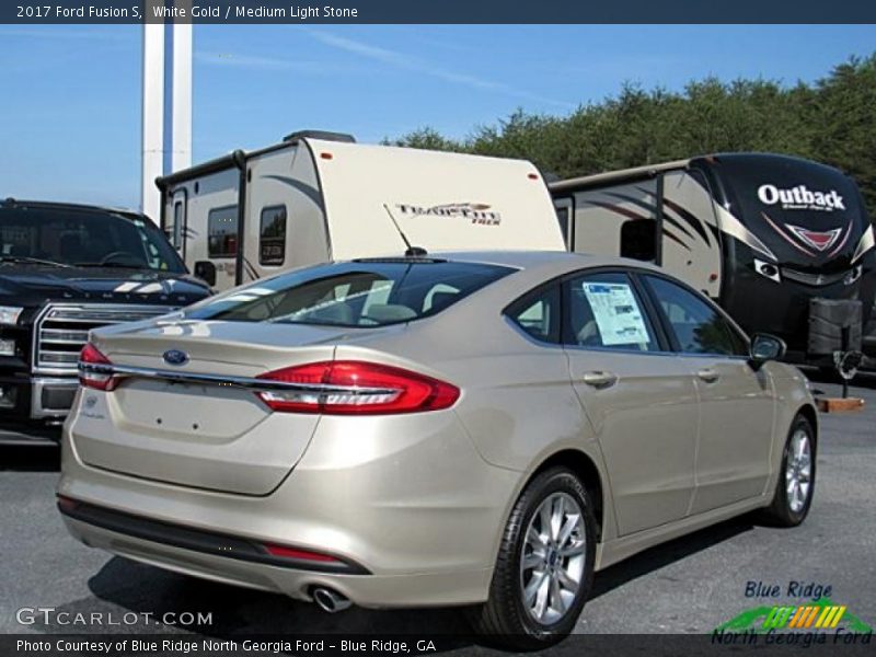 White Gold / Medium Light Stone 2017 Ford Fusion S
