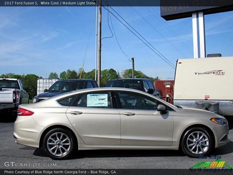 White Gold / Medium Light Stone 2017 Ford Fusion S