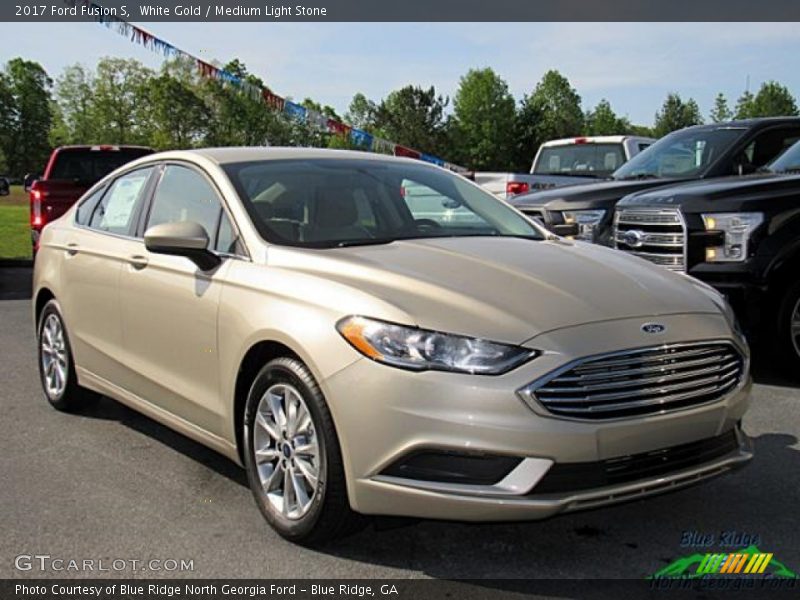 White Gold / Medium Light Stone 2017 Ford Fusion S
