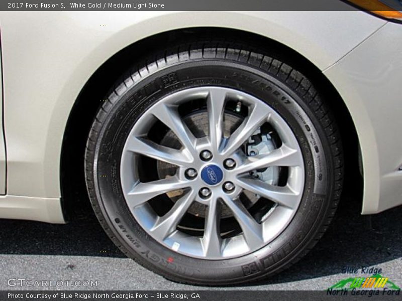 White Gold / Medium Light Stone 2017 Ford Fusion S