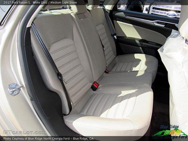 White Gold / Medium Light Stone 2017 Ford Fusion S