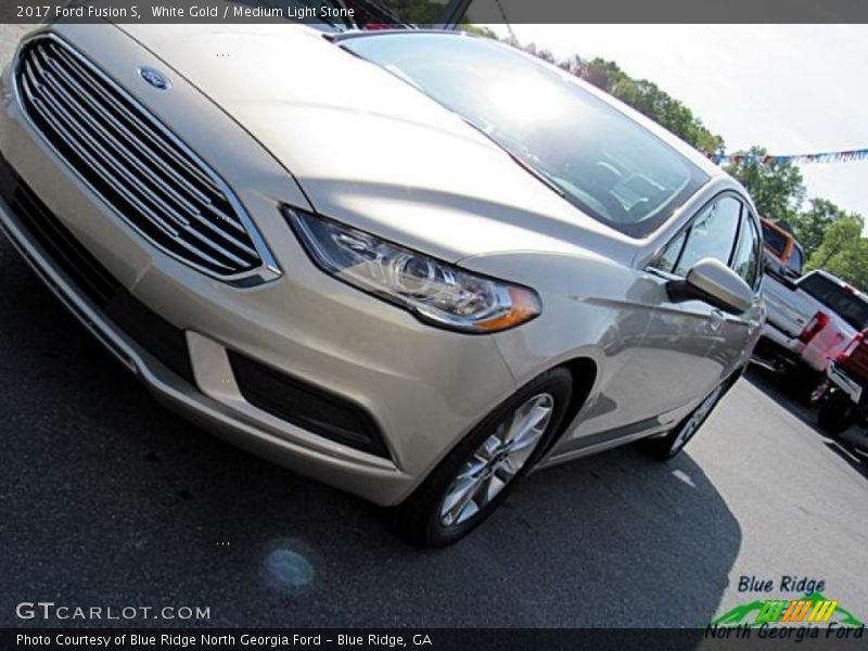 White Gold / Medium Light Stone 2017 Ford Fusion S