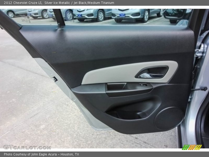 Silver Ice Metallic / Jet Black/Medium Titanium 2012 Chevrolet Cruze LS