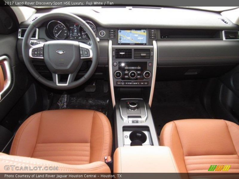 Dashboard of 2017 Discovery Sport HSE Luxury