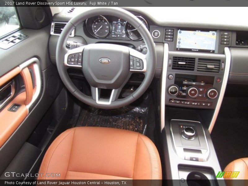 Fuji White / Tan 2017 Land Rover Discovery Sport HSE Luxury