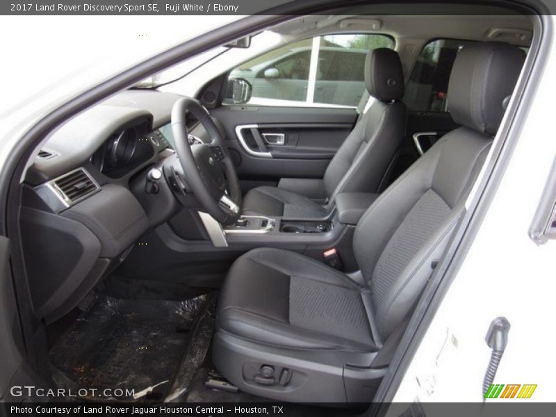 Fuji White / Ebony 2017 Land Rover Discovery Sport SE