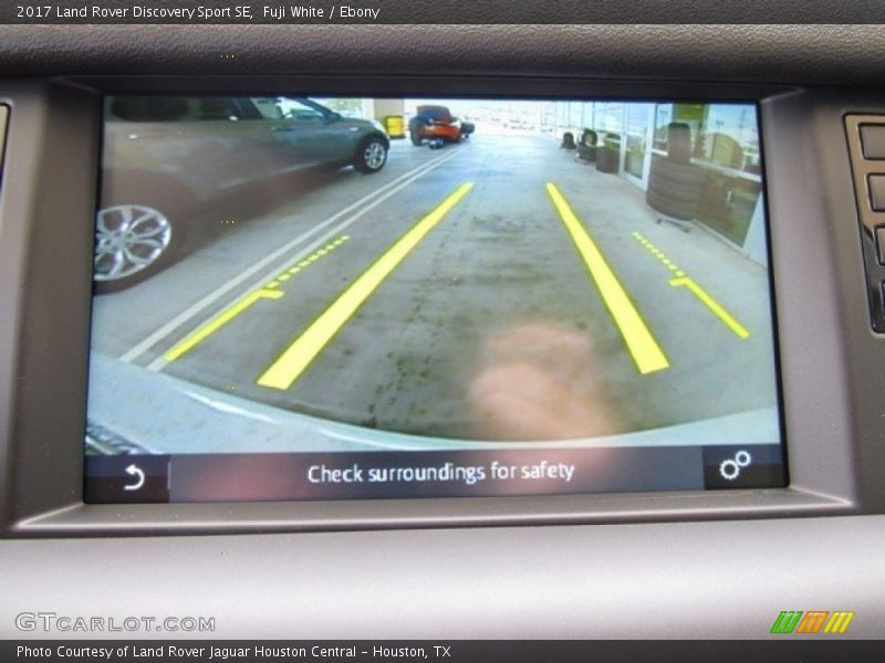 Fuji White / Ebony 2017 Land Rover Discovery Sport SE