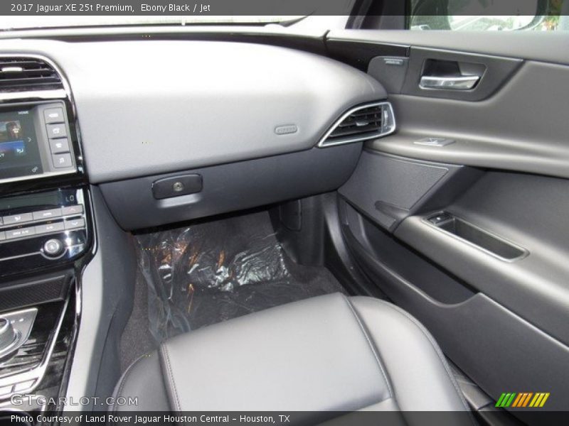 Ebony Black / Jet 2017 Jaguar XE 25t Premium