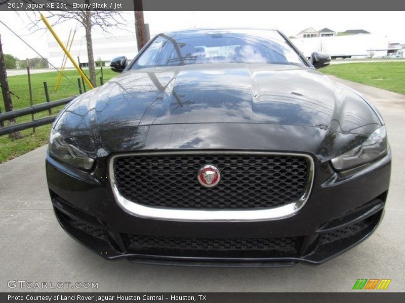 Ebony Black / Jet 2017 Jaguar XE 25t