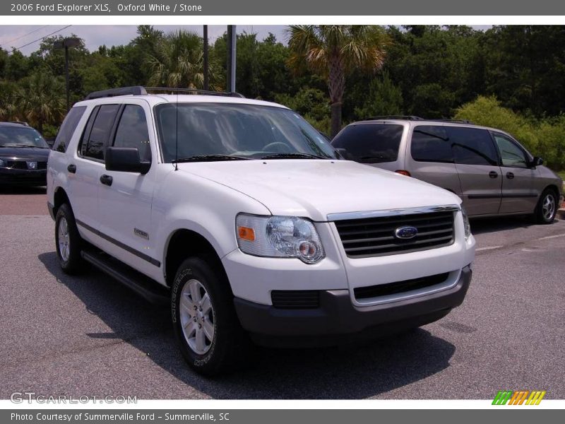 Oxford White / Stone 2006 Ford Explorer XLS