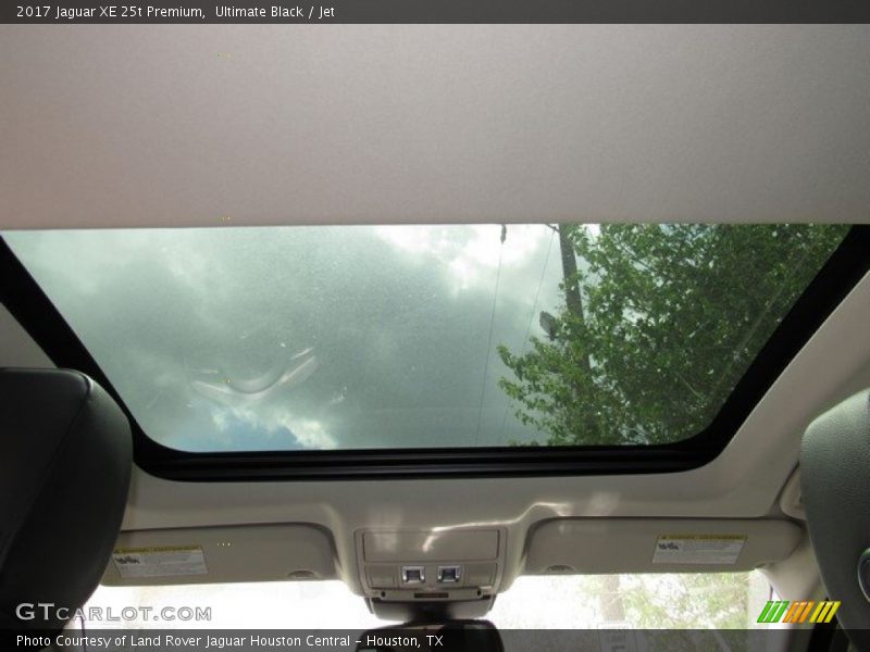 Ultimate Black / Jet 2017 Jaguar XE 25t Premium