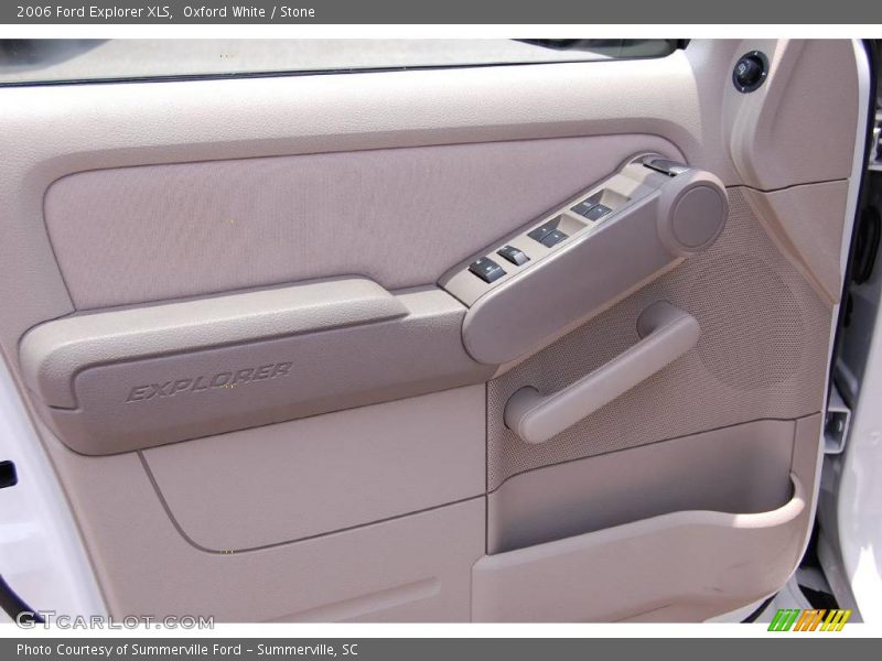 Oxford White / Stone 2006 Ford Explorer XLS