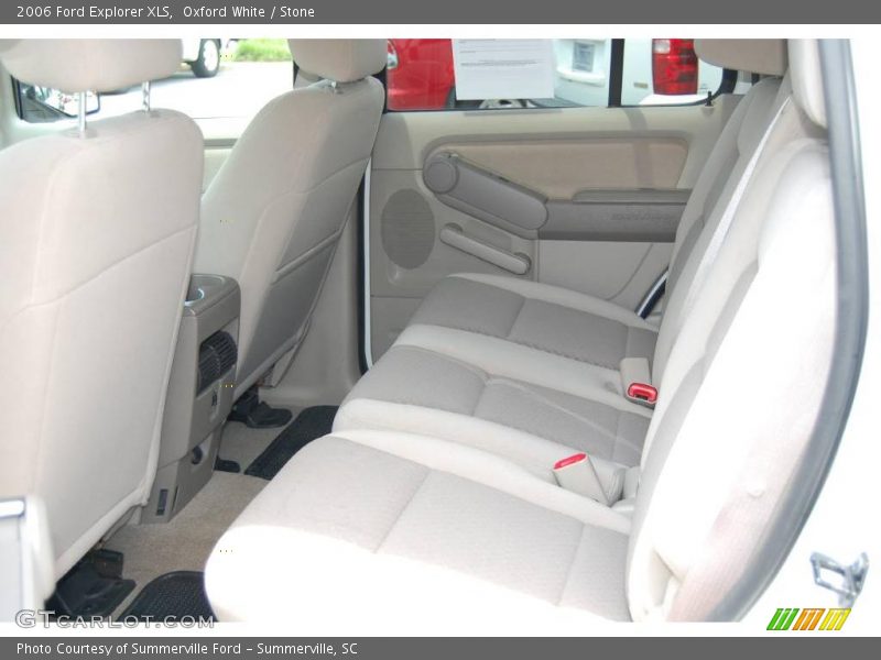 Oxford White / Stone 2006 Ford Explorer XLS