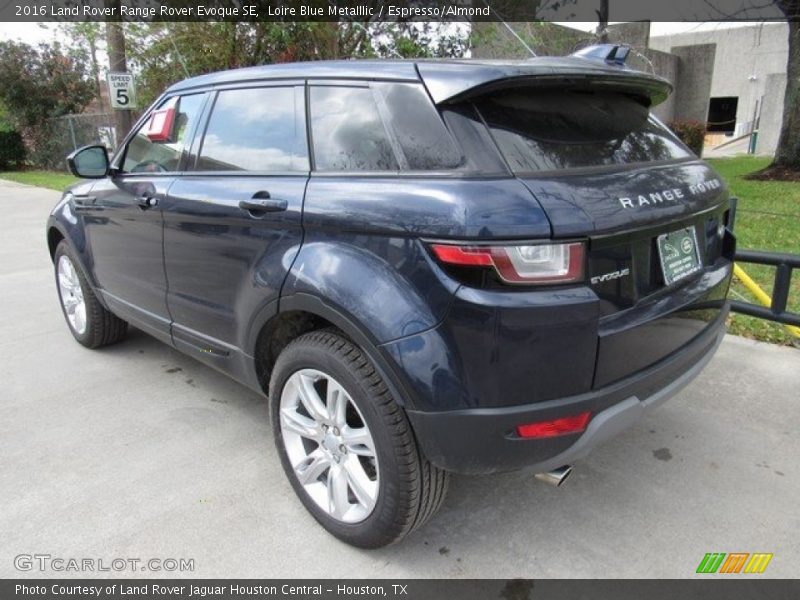 Loire Blue Metalllic / Espresso/Almond 2016 Land Rover Range Rover Evoque SE