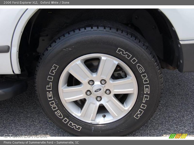 Oxford White / Stone 2006 Ford Explorer XLS