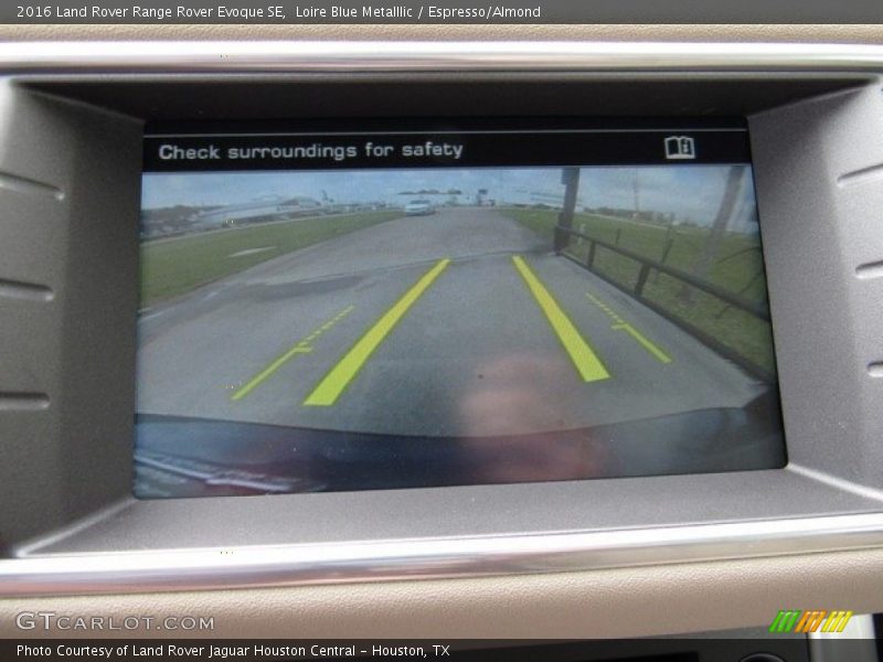 Loire Blue Metalllic / Espresso/Almond 2016 Land Rover Range Rover Evoque SE