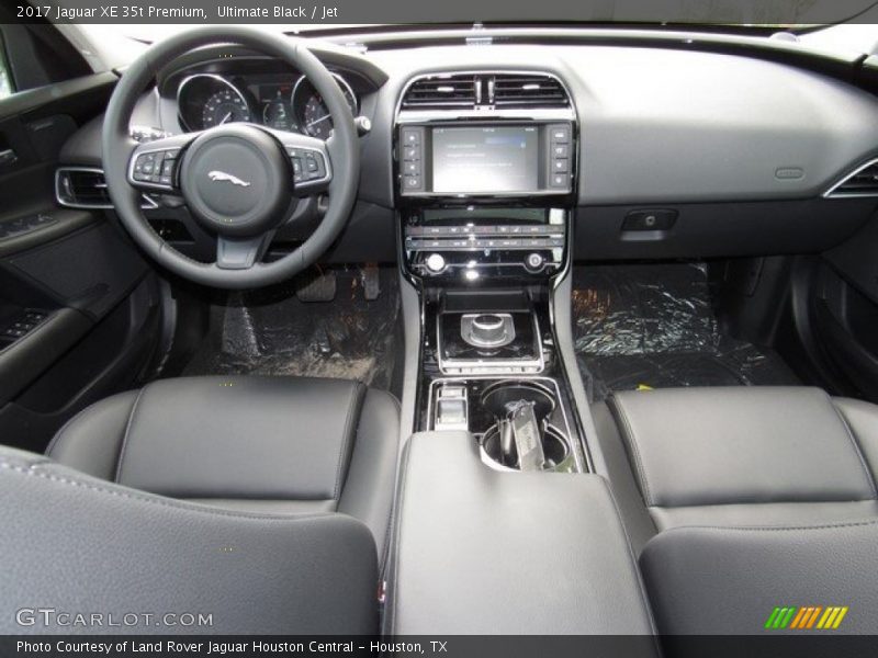 Ultimate Black / Jet 2017 Jaguar XE 35t Premium