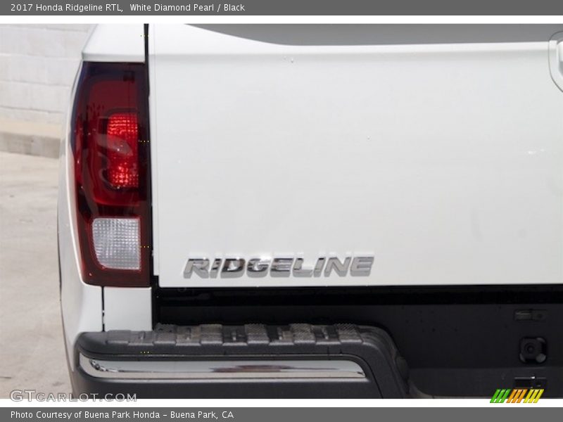 White Diamond Pearl / Black 2017 Honda Ridgeline RTL