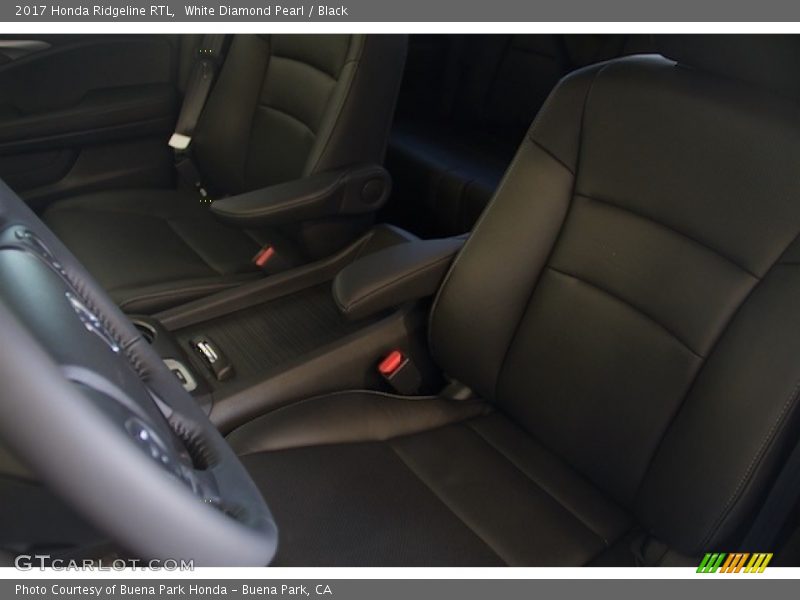 White Diamond Pearl / Black 2017 Honda Ridgeline RTL