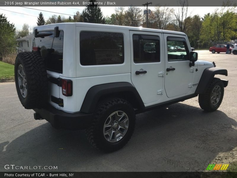 Bright White / Black 2016 Jeep Wrangler Unlimited Rubicon 4x4