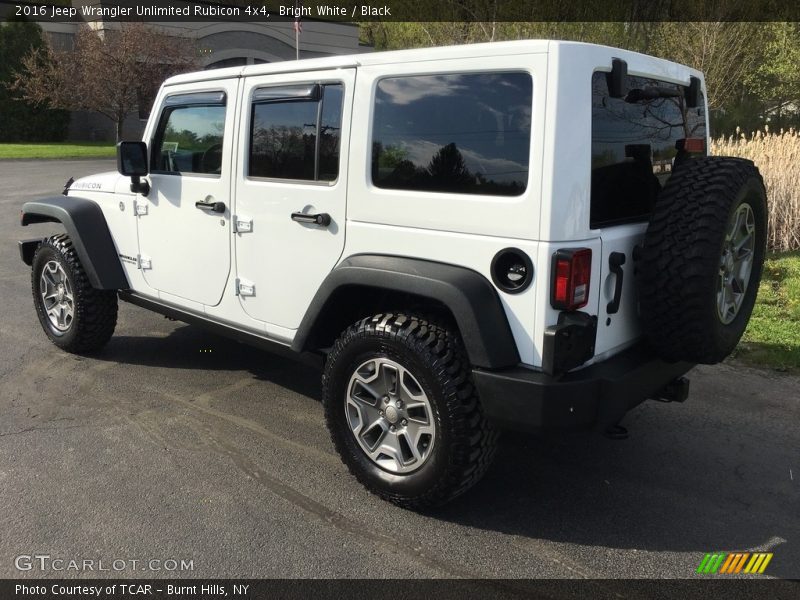 Bright White / Black 2016 Jeep Wrangler Unlimited Rubicon 4x4