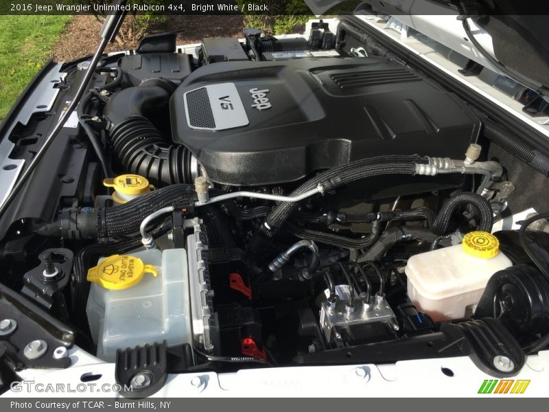 Bright White / Black 2016 Jeep Wrangler Unlimited Rubicon 4x4