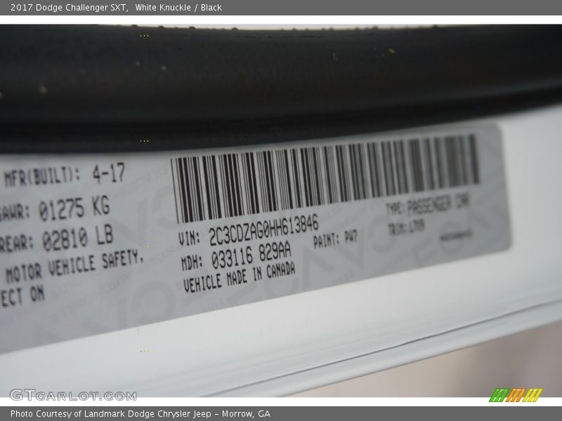 White Knuckle / Black 2017 Dodge Challenger SXT