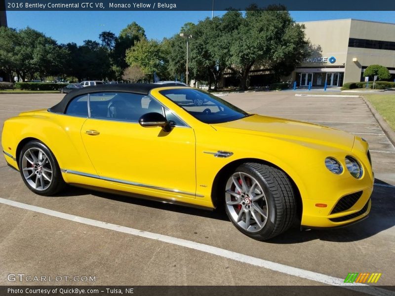 Front 3/4 View of 2016 Continental GTC V8 