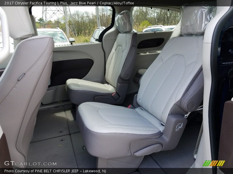 Jazz Blue Pearl / Cognac/Alloy/Toffee 2017 Chrysler Pacifica Touring L Plus