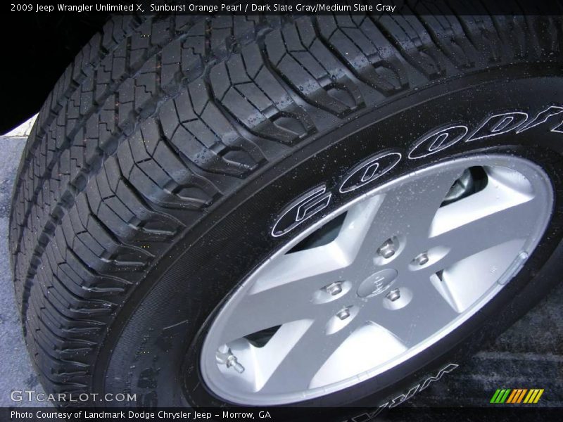 Sunburst Orange Pearl / Dark Slate Gray/Medium Slate Gray 2009 Jeep Wrangler Unlimited X
