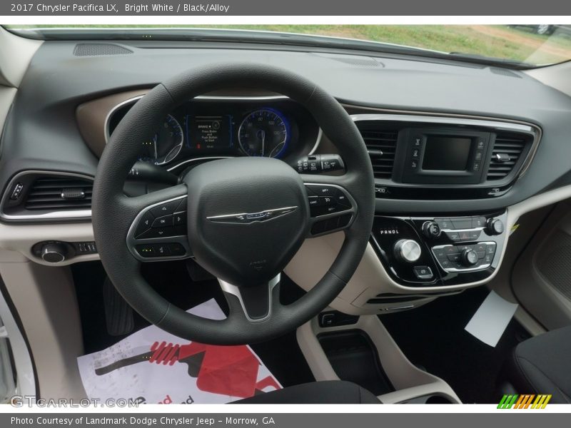 Bright White / Black/Alloy 2017 Chrysler Pacifica LX