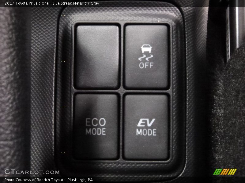 Blue Streak Metallic / Gray 2017 Toyota Prius c One