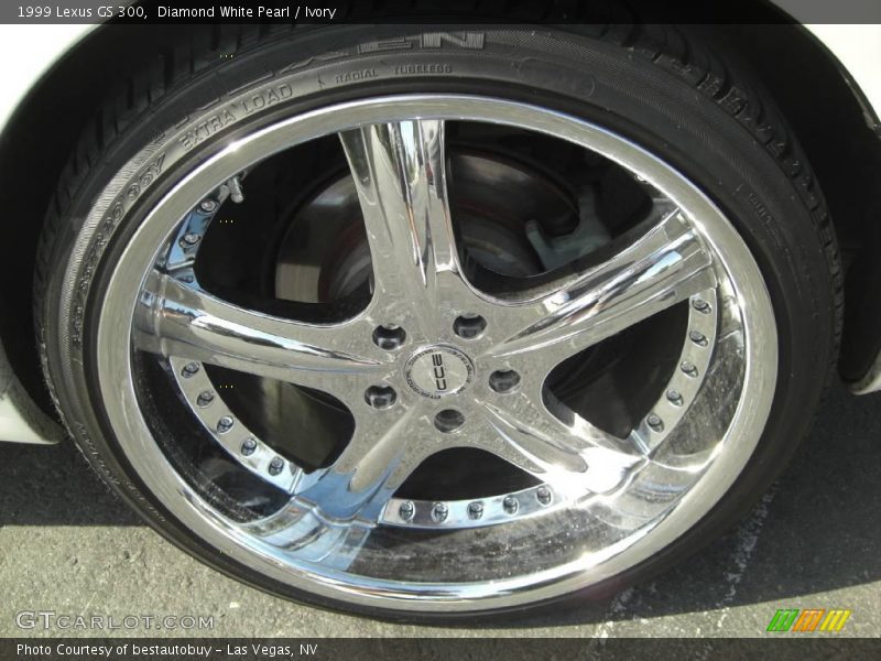 Diamond White Pearl / Ivory 1999 Lexus GS 300