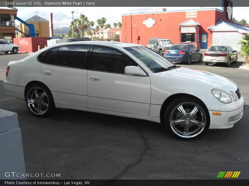 Diamond White Pearl / Ivory 1999 Lexus GS 300