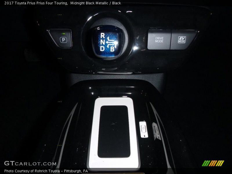 Midnight Black Metallic / Black 2017 Toyota Prius Prius Four Touring