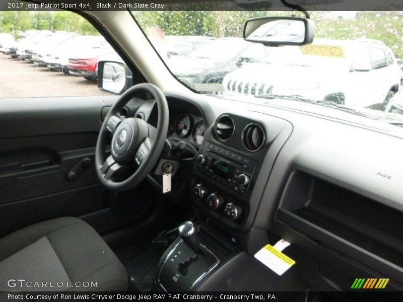 Black / Dark Slate Gray 2017 Jeep Patriot Sport 4x4
