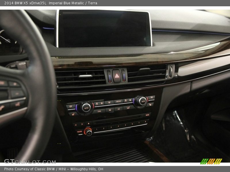 Imperial Blue Metallic / Terra 2014 BMW X5 xDrive35i