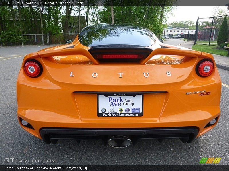 Metallic Orange / Black 2017 Lotus Evora 400