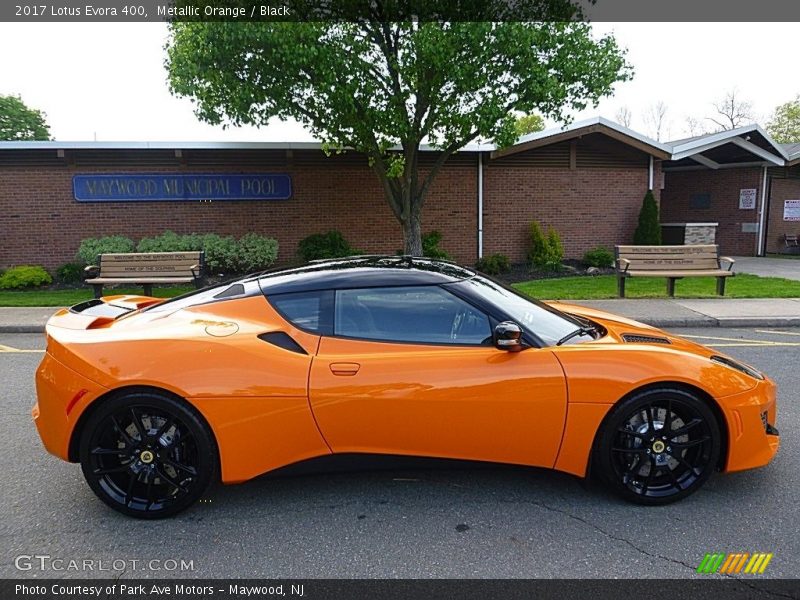 Metallic Orange / Black 2017 Lotus Evora 400