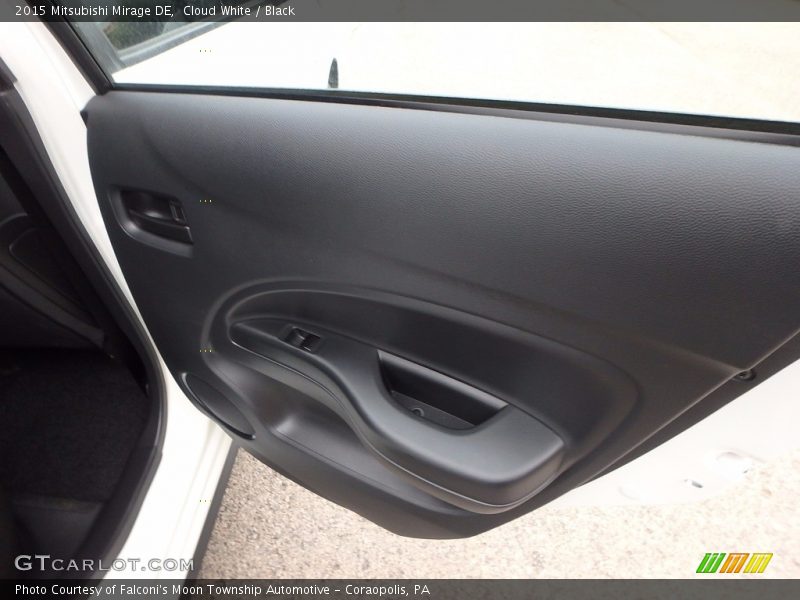 Cloud White / Black 2015 Mitsubishi Mirage DE