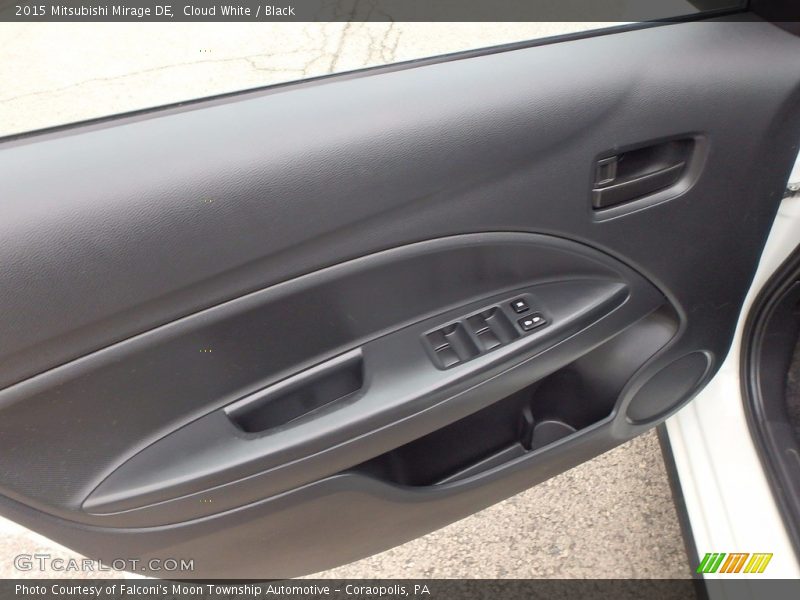 Cloud White / Black 2015 Mitsubishi Mirage DE