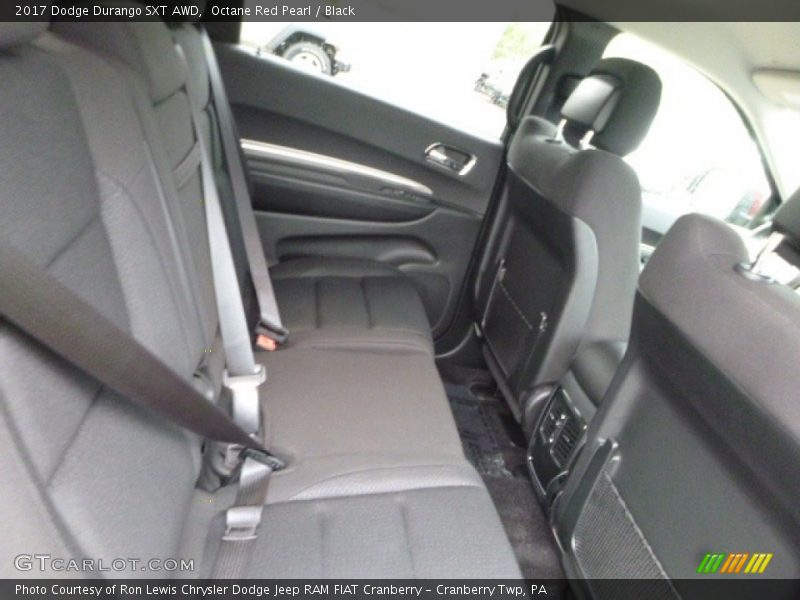 Octane Red Pearl / Black 2017 Dodge Durango SXT AWD