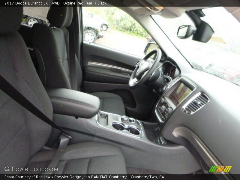 Octane Red Pearl / Black 2017 Dodge Durango SXT AWD