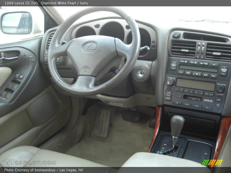Diamond White Pearl / Ivory 1999 Lexus GS 300