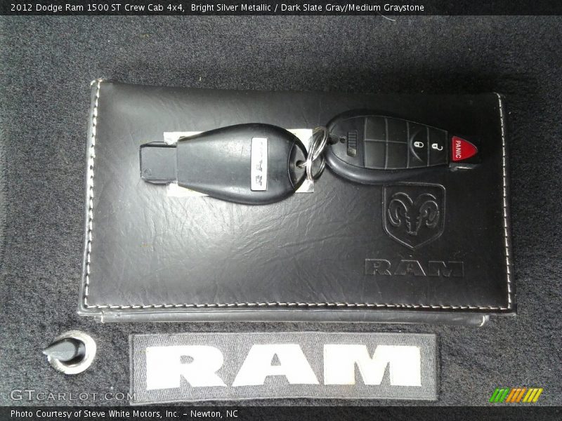 Bright Silver Metallic / Dark Slate Gray/Medium Graystone 2012 Dodge Ram 1500 ST Crew Cab 4x4