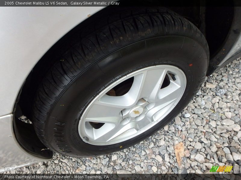 Galaxy Silver Metallic / Gray 2005 Chevrolet Malibu LS V6 Sedan
