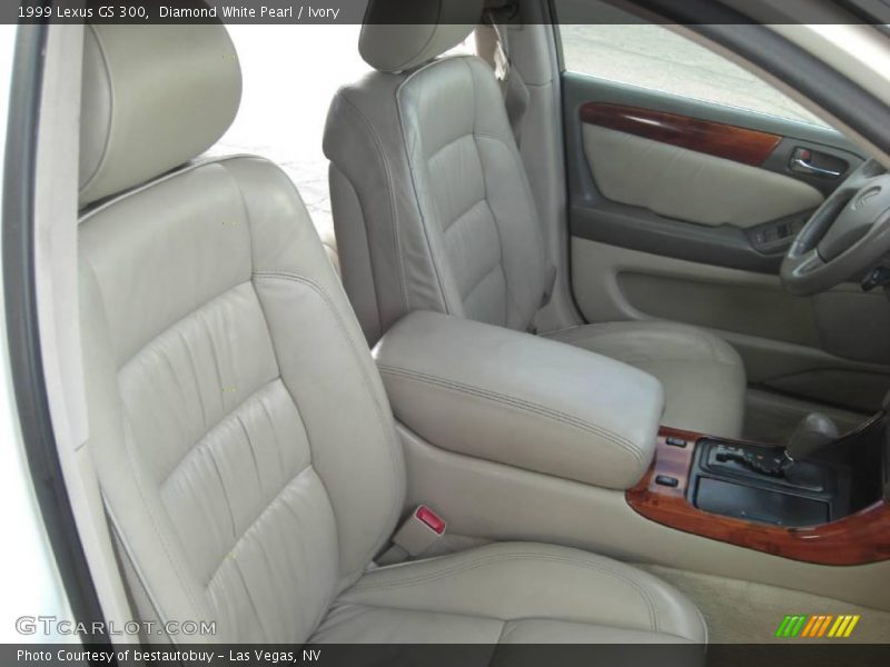 Diamond White Pearl / Ivory 1999 Lexus GS 300