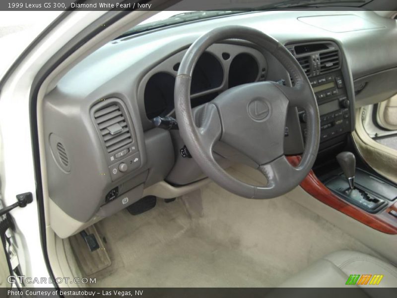 Diamond White Pearl / Ivory 1999 Lexus GS 300