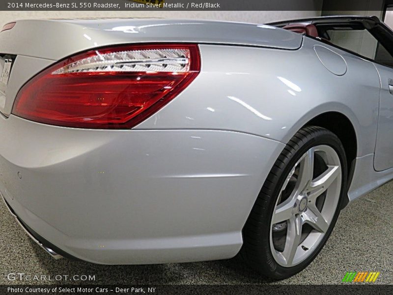 Iridium Silver Metallic / Red/Black 2014 Mercedes-Benz SL 550 Roadster