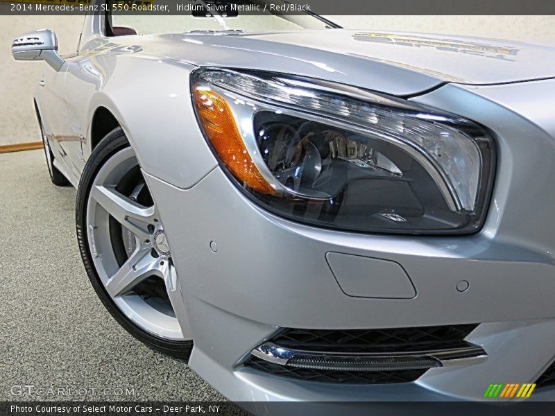 Iridium Silver Metallic / Red/Black 2014 Mercedes-Benz SL 550 Roadster